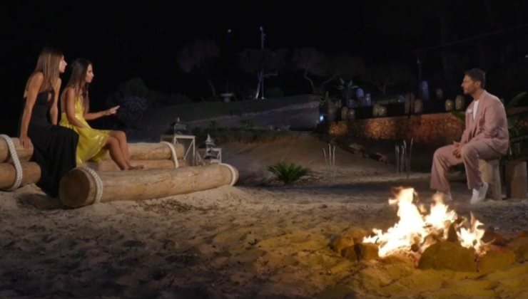 Filippo Bisciglia due concorrenti al falò di Temptation Island
